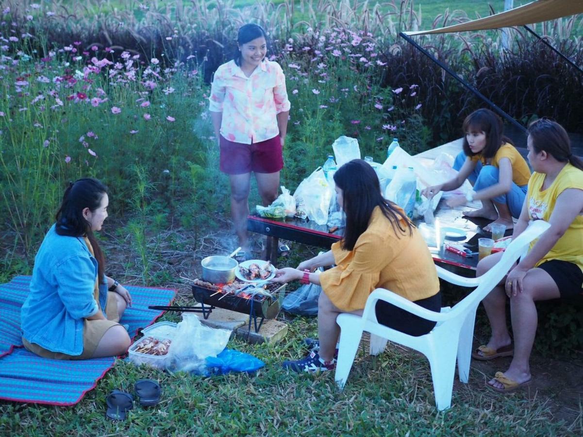 Hotel Kondee Cino Cafe & Glamping Khao Kho Exteriér fotografie