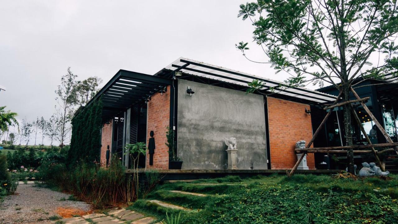 Hotel Kondee Cino Cafe & Glamping Khao Kho Exteriér fotografie
